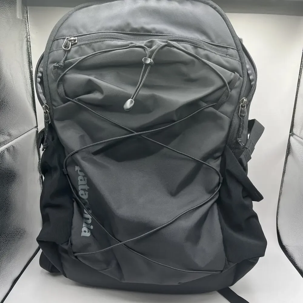 PATAGONIA REFUGIO DAY PACK BLACK Hiking Traveling Camping Backpack Large NEW